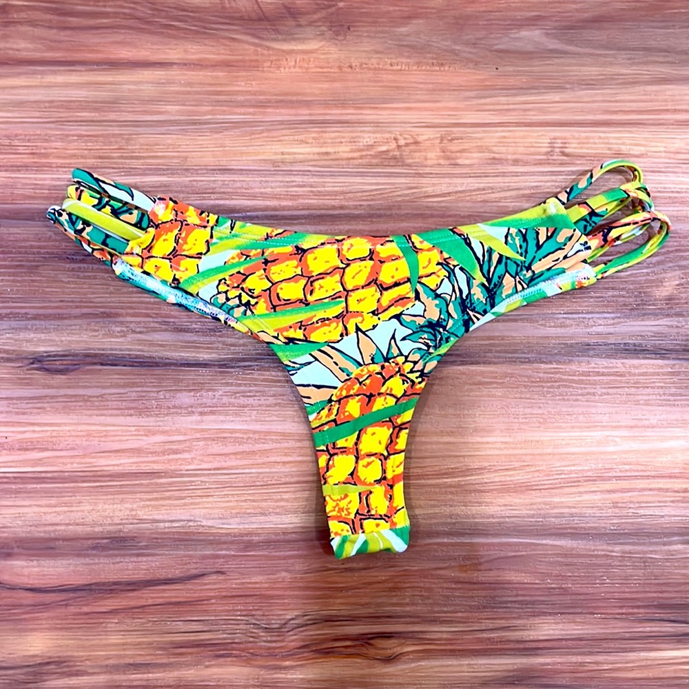 Midori bikini bottom